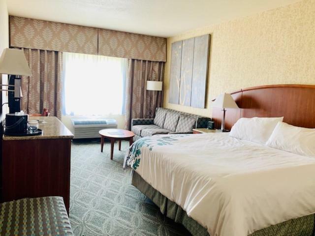 Wingate By Wyndham Elkins Hotel Exterior photo
