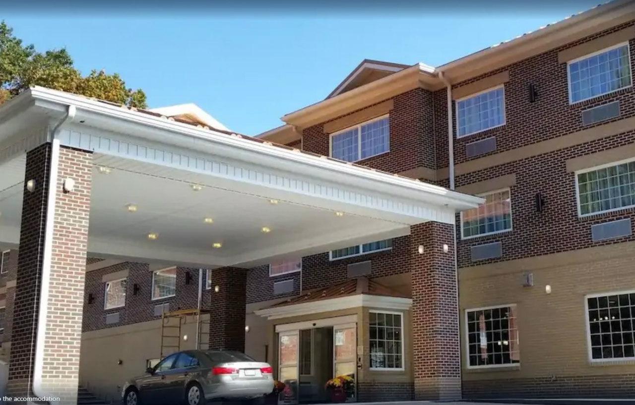 Wingate By Wyndham Elkins Hotel Exterior photo